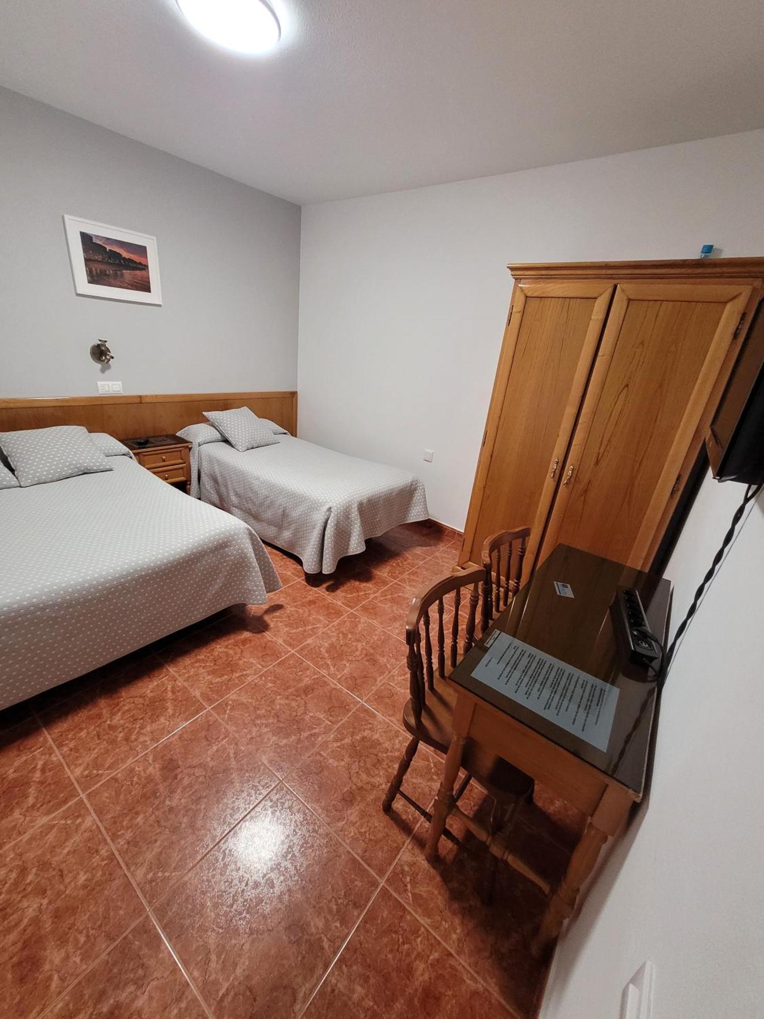 Hostal San Felix Gijón Eksteriør billede