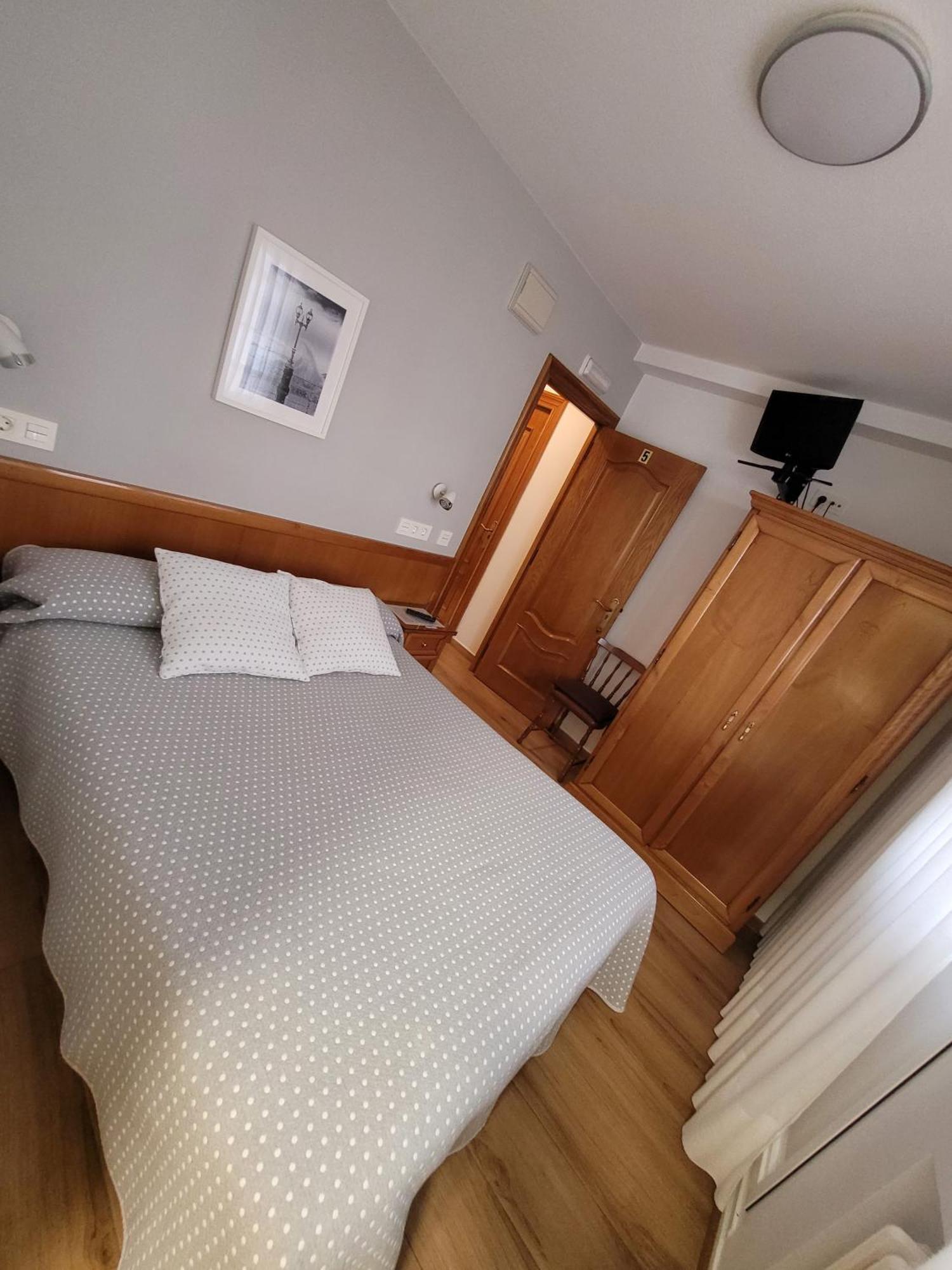 Hostal San Felix Gijón Eksteriør billede