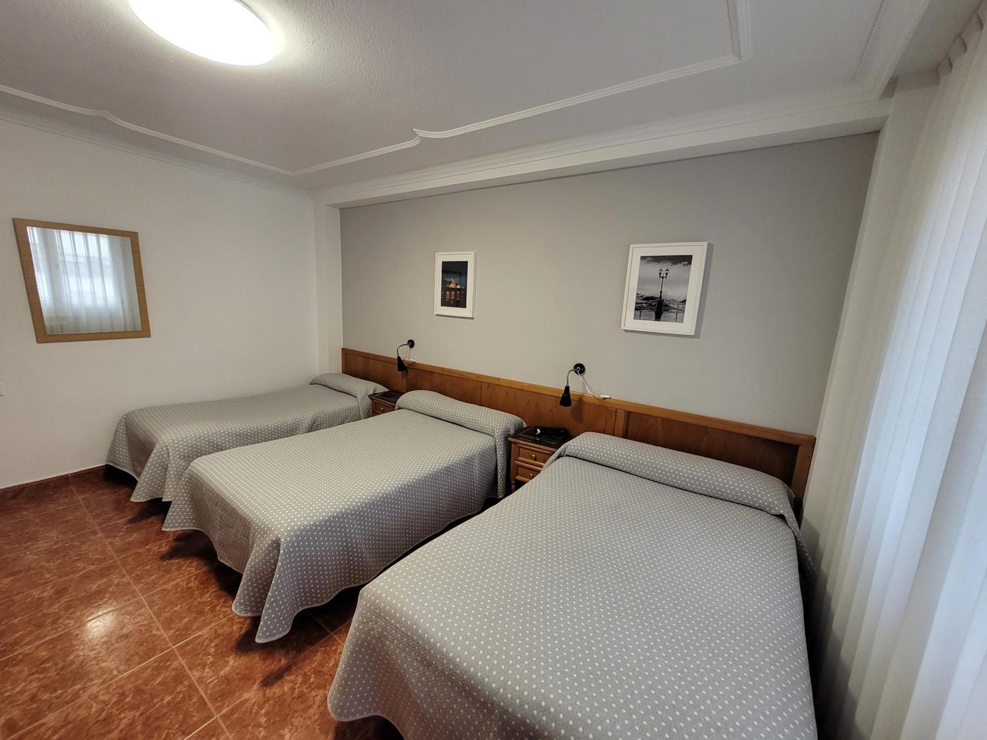Hostal San Felix Gijón Eksteriør billede